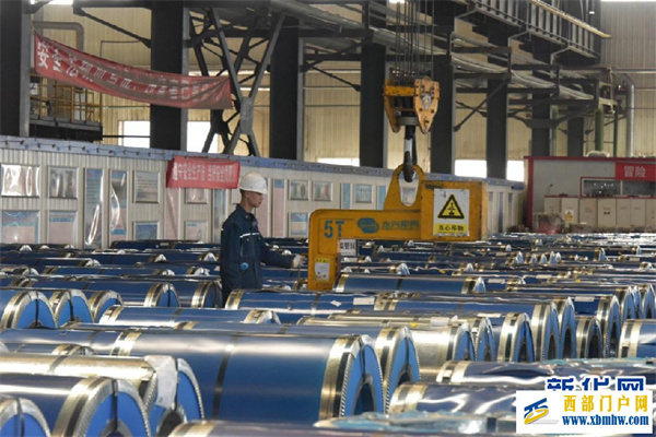 张锐代表:全力打造“两都” 重振包头雄风(图3) 张锐代表:全力打造“两都” 重振包头雄风(图3)