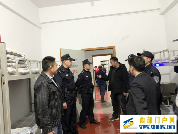 法治进校园 共筑安全梦(图2) C3966FF0F64FA52B2C7B58AC71A8D470_副本.png