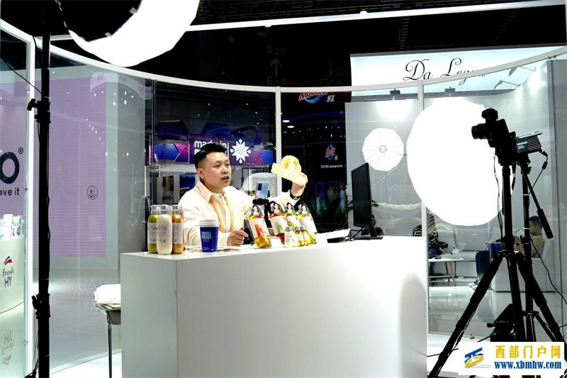 元首外交·心相近丨多走动、多交流,感受中美经贸合作的真实脉动(图1) 元首外交·心相近丨多走动、多交流,感受中美经贸合作的真实脉动(图1)