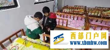 刀坝镇第二幼儿园“学雷锋”活动(图2) 微信图片_20240311110823.jpg