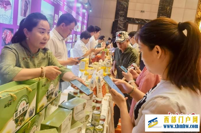 宁夏“六特”农产品亮相福建(图2) 宁夏“六特”农产品亮相福建(图2)