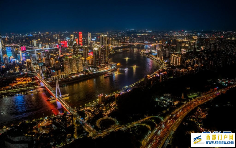 重庆“夜经济”充满“松弛感”(图1) 重庆“夜经济”充满“松弛感”(图1)