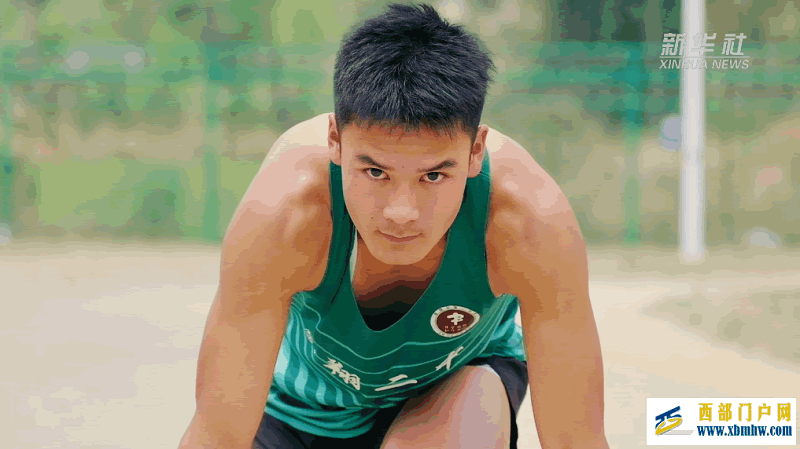 “冠军教练”李家周：带学生跑出大山 做自己的冠军(图3)