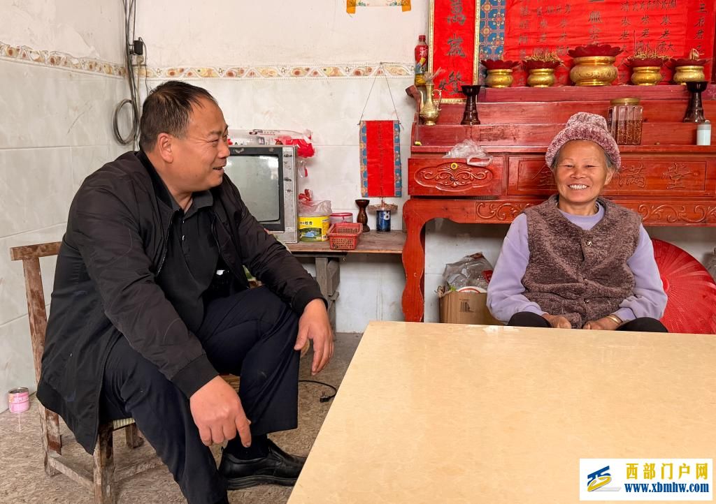 周昌战:初心绘就百坭乡村振兴新图景(图2) 周昌战:初心绘就百坭乡村振兴新图景(图2)