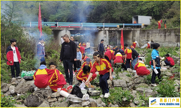 唱响春天旋律 放飞美丽心情(图3) 图片3.png