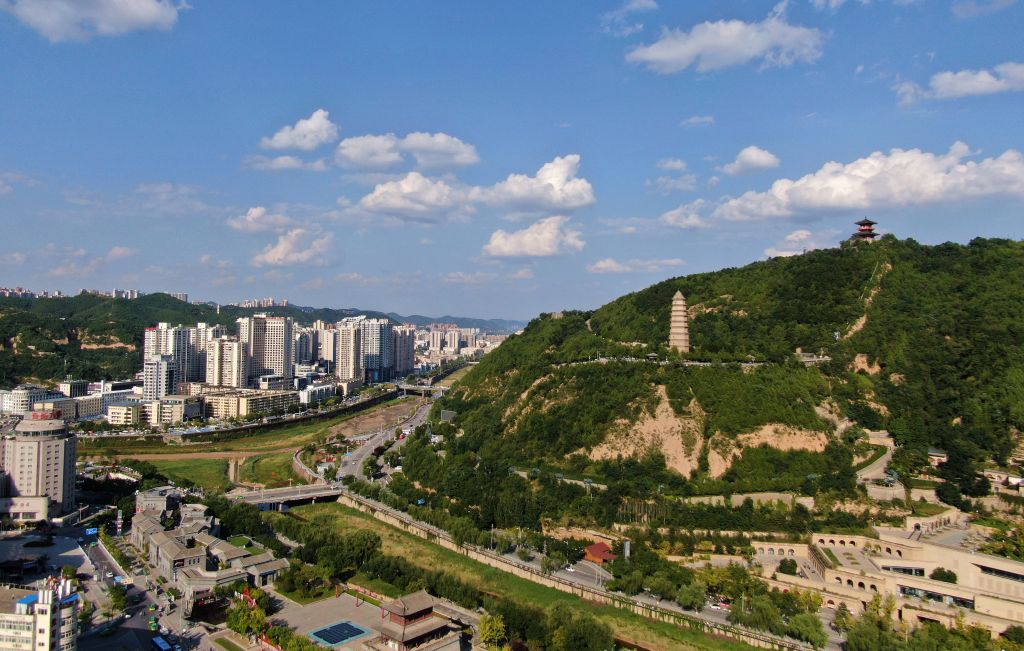 陕西延安：昔日黄土沟 今朝幸福城